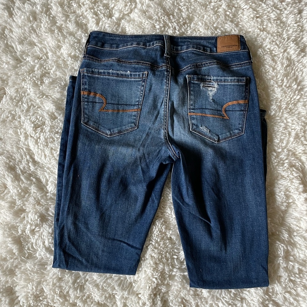 AE Distressed Skinny Jean - Picture 2 of 5